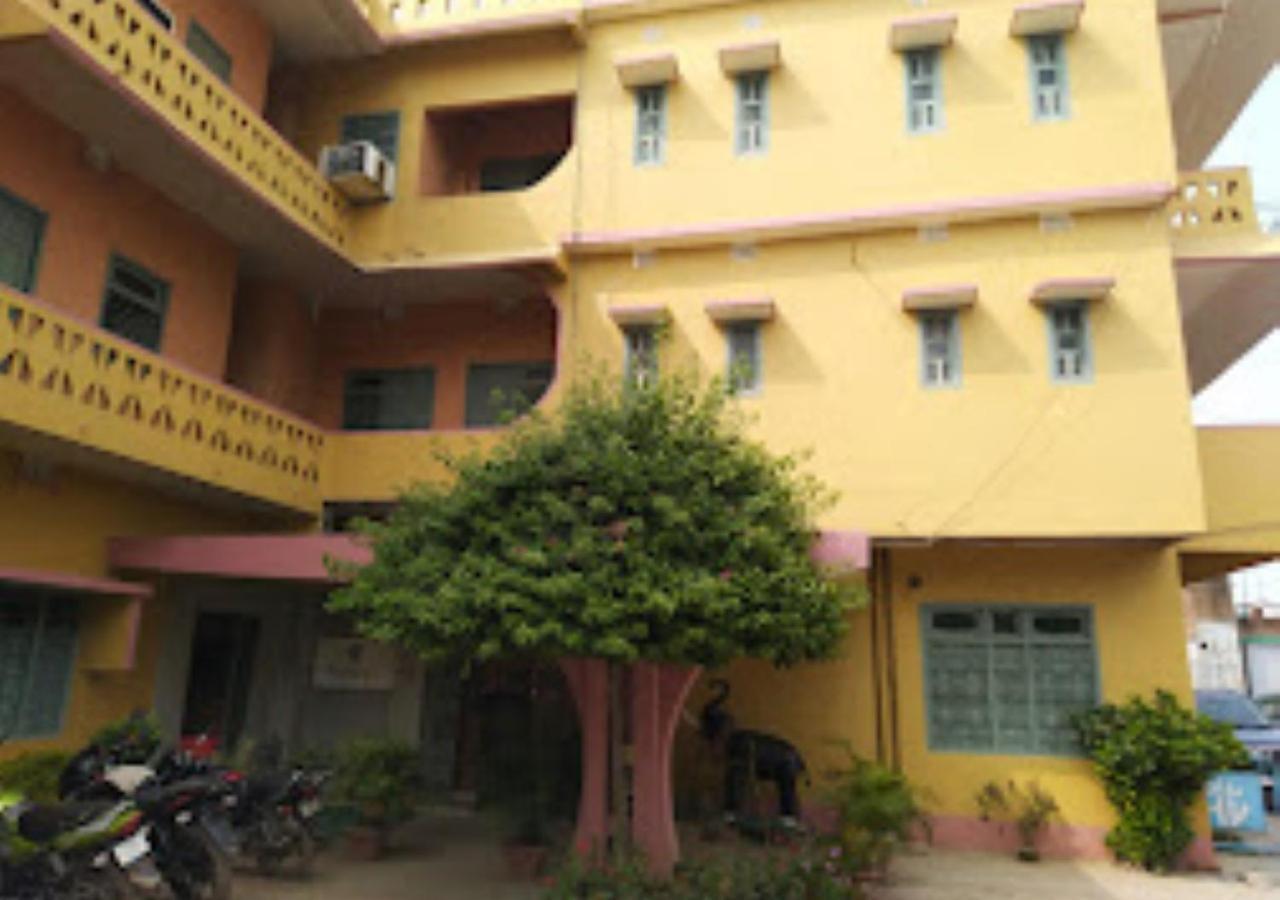 Vijieya Hotel Bihar Saharsa Экстерьер фото